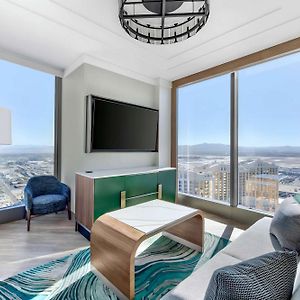 Premium One-Bedroom King Suite Balcony
